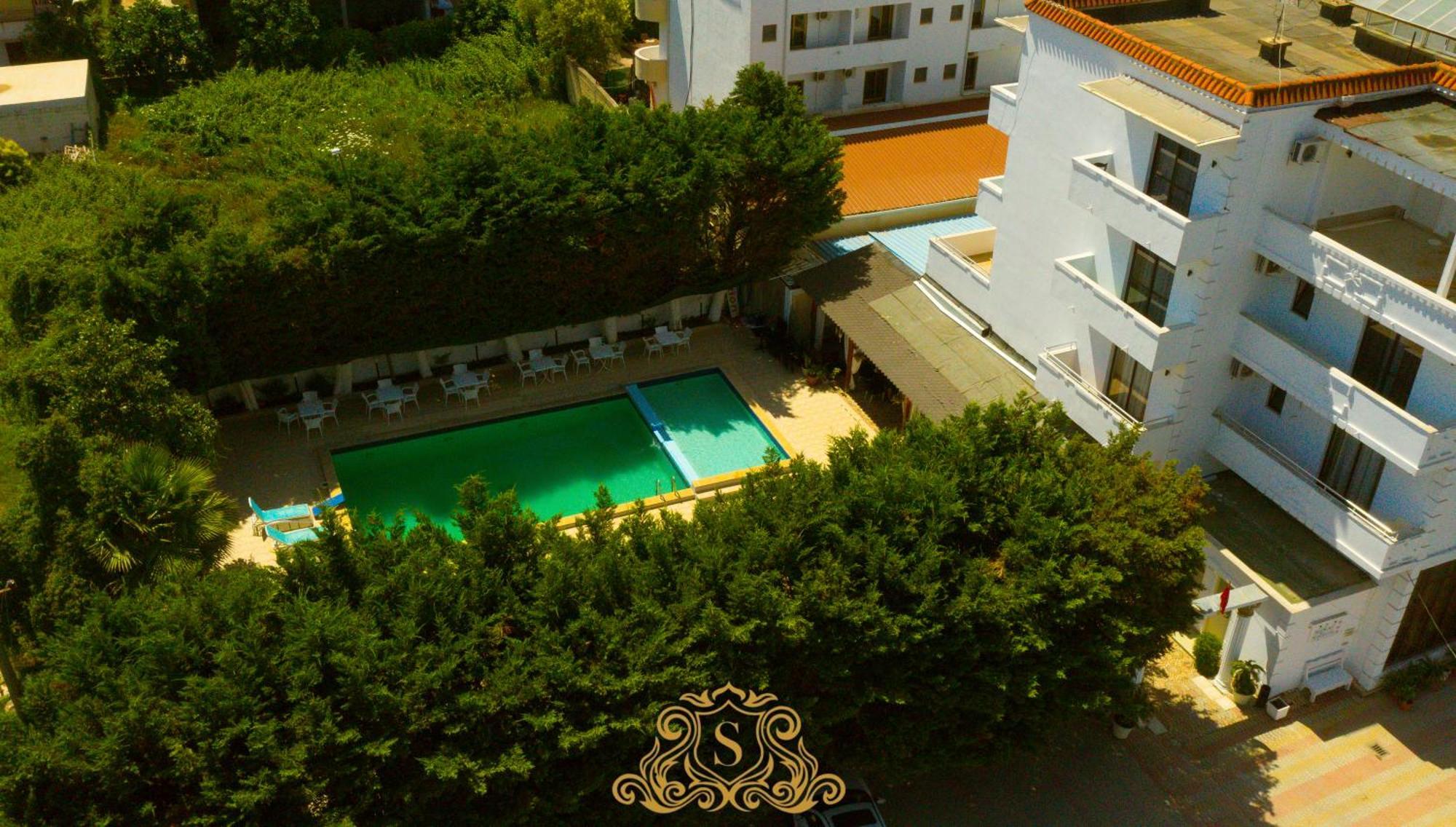 Hotel Sorrente Golem  Exterior photo