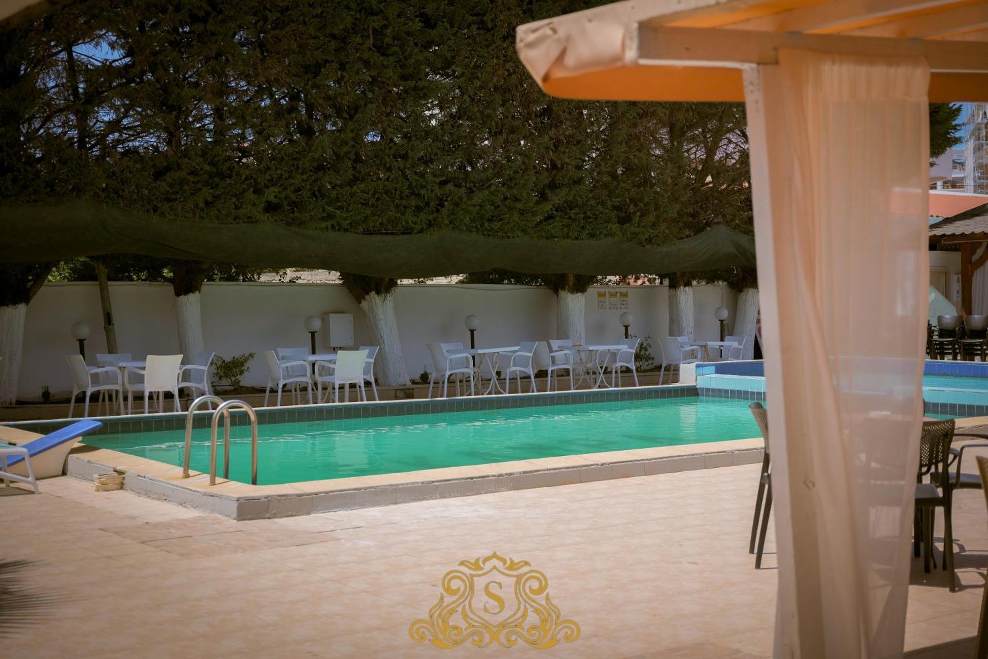 Hotel Sorrente Golem  Exterior photo
