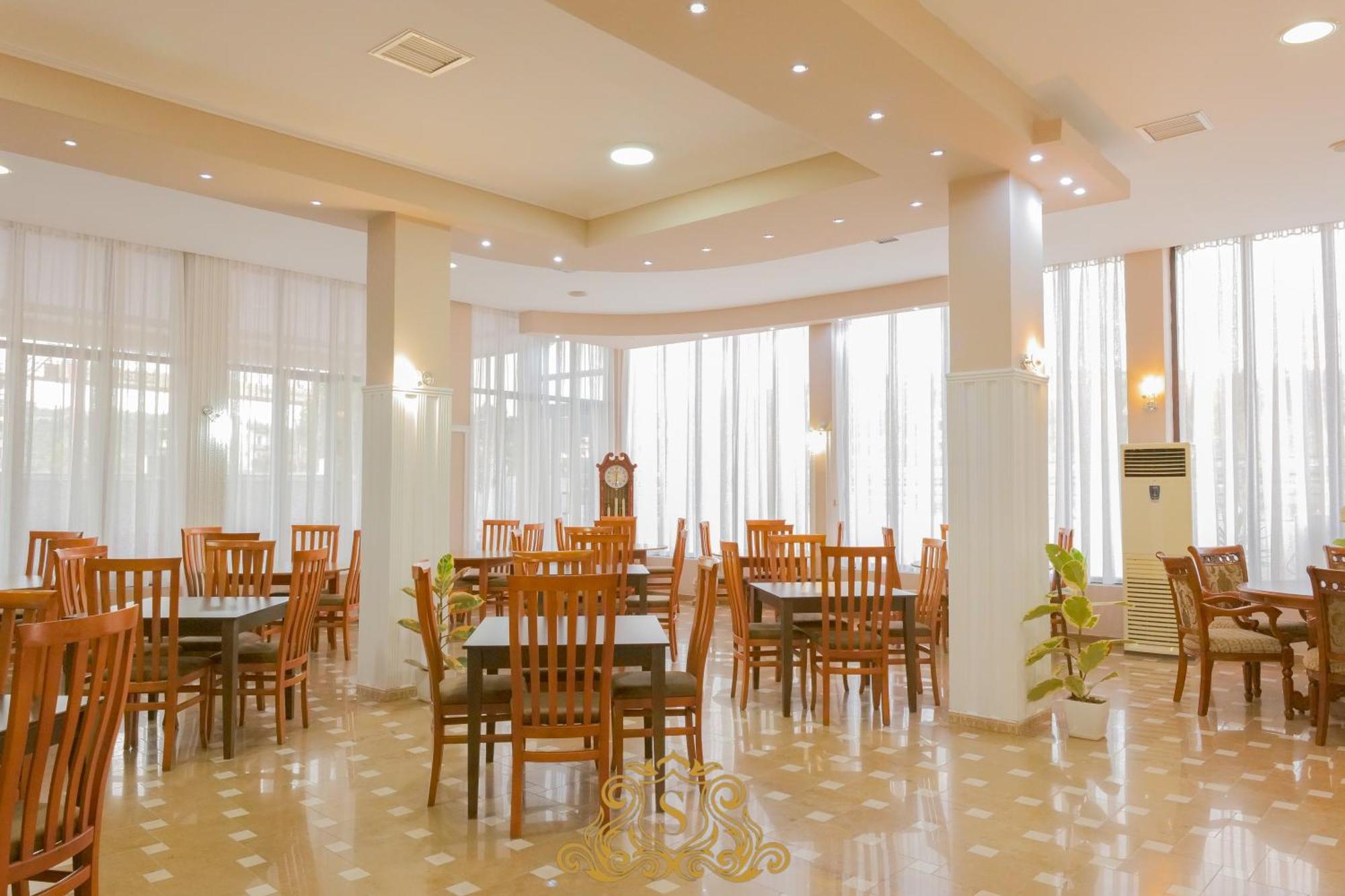 Hotel Sorrente Golem  Exterior photo