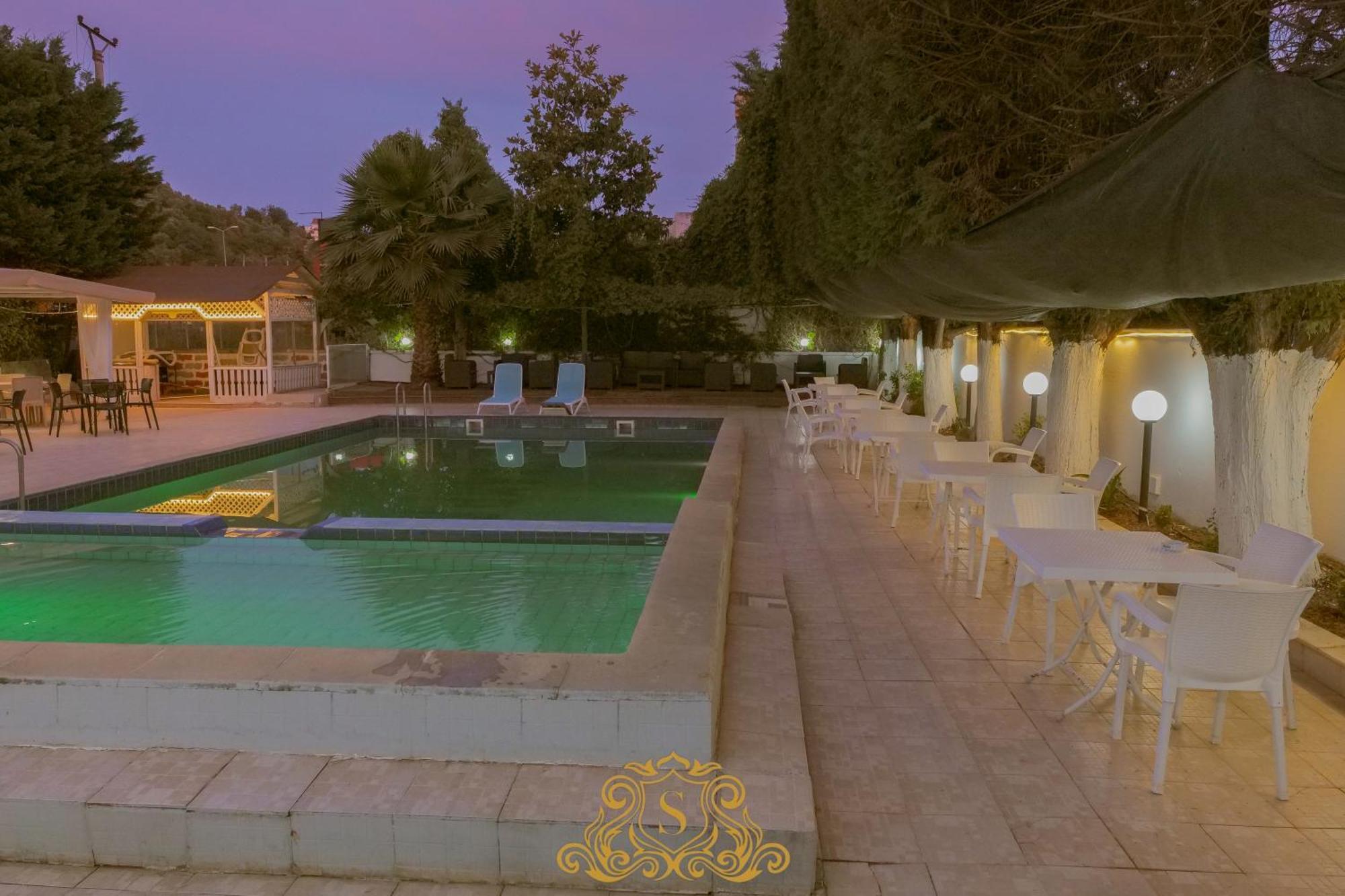 Hotel Sorrente Golem  Exterior photo