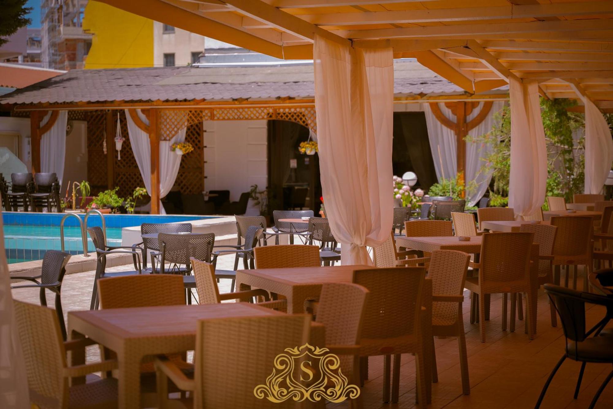 Hotel Sorrente Golem  Exterior photo